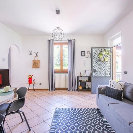 Villa L'Acero Rosso - Giardino Privato E Box Auto Menaggio Esterno foto