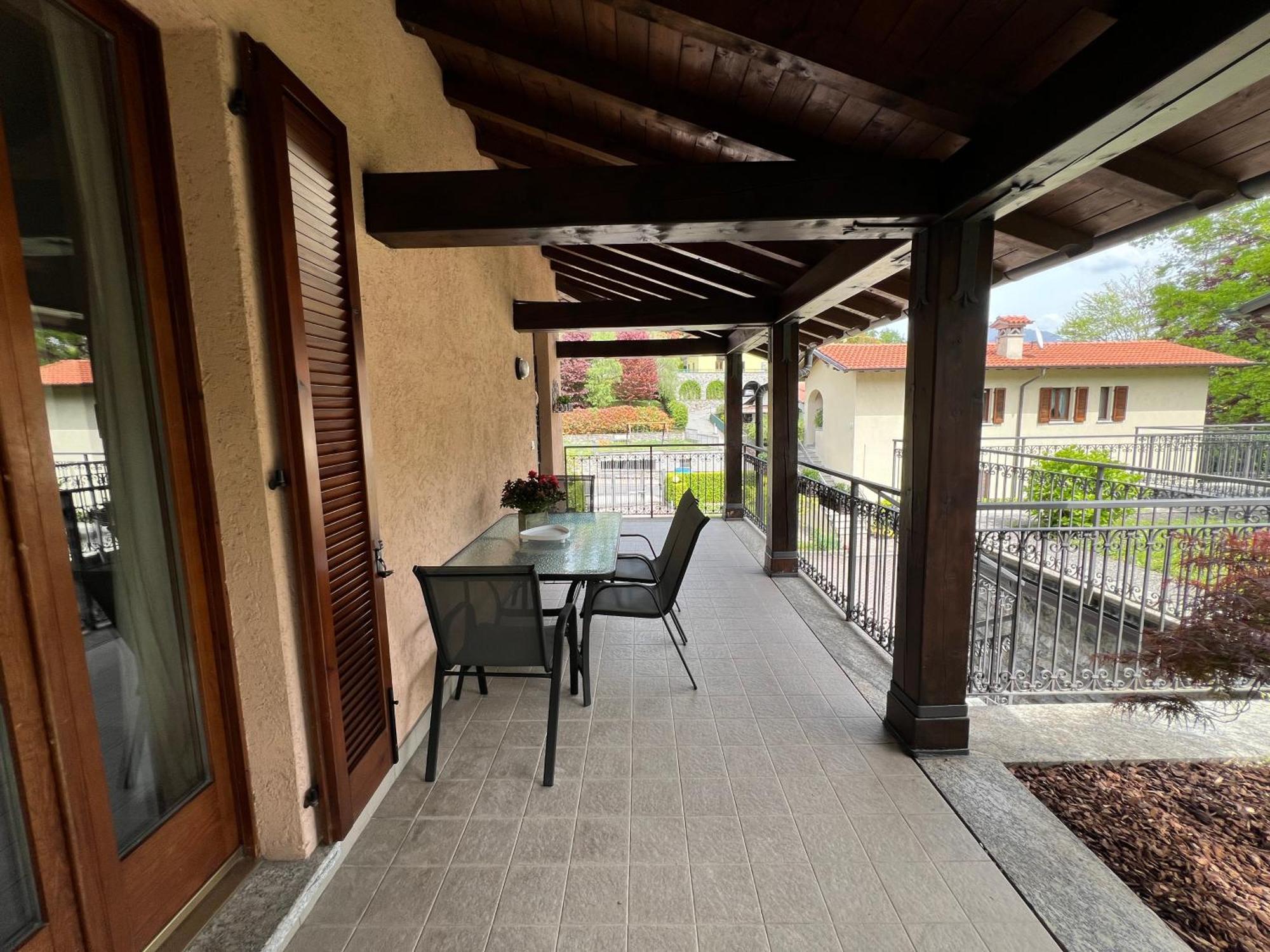 Villa L'Acero Rosso - Giardino Privato E Box Auto Menaggio Esterno foto